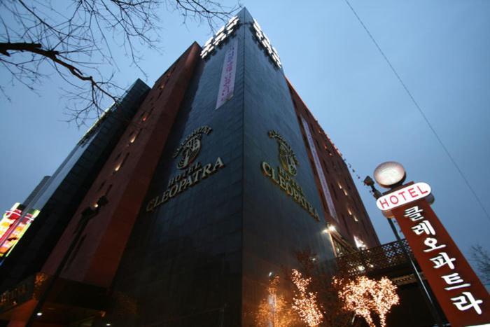 Hotel Cleopatra Ilsan Kōyō Exteriör bild