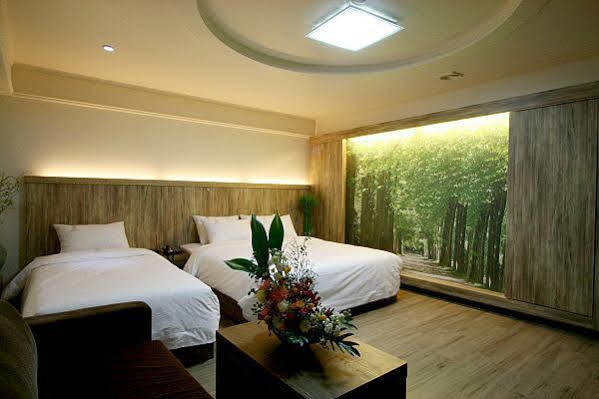 Hotel Cleopatra Ilsan Kōyō Exteriör bild